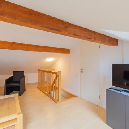 Apartman Geraeumige Anker In Ruhiger Lage