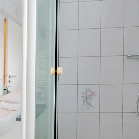 Geraeumige Anker In Ruhiger Lage Apartman Scharbeutz