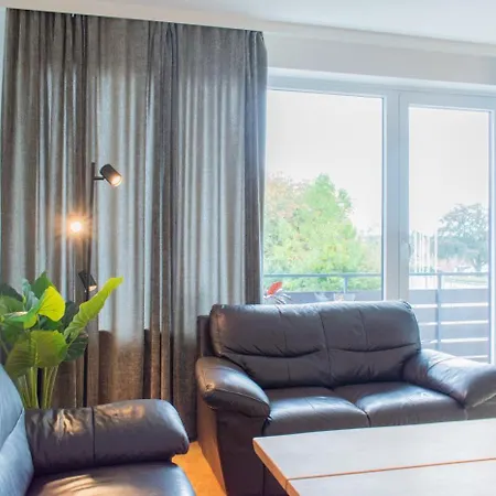 Apartman Geraeumige Anker In Ruhiger Lage