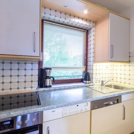 Apartman Geraeumige Anker In Ruhiger Lage *